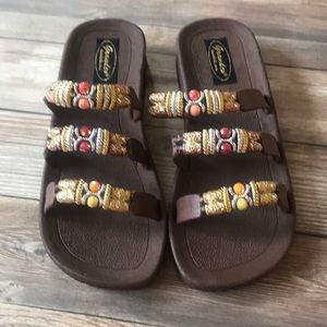 Beautiful Brand New Grandco Sandals Size 7 and 8